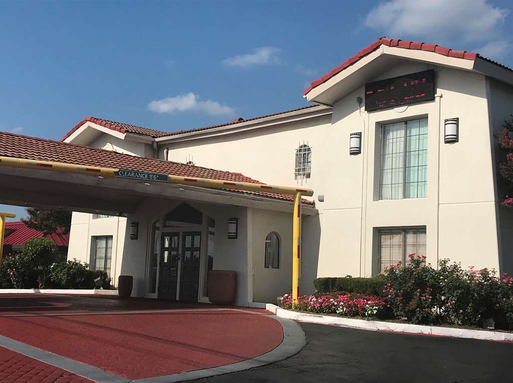 Motel Red Roof